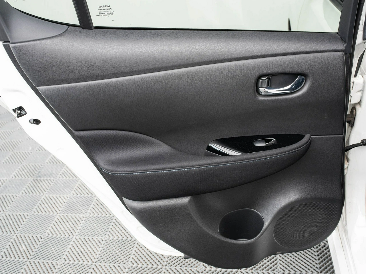 Nissan Leaf - Zdjęcie 24