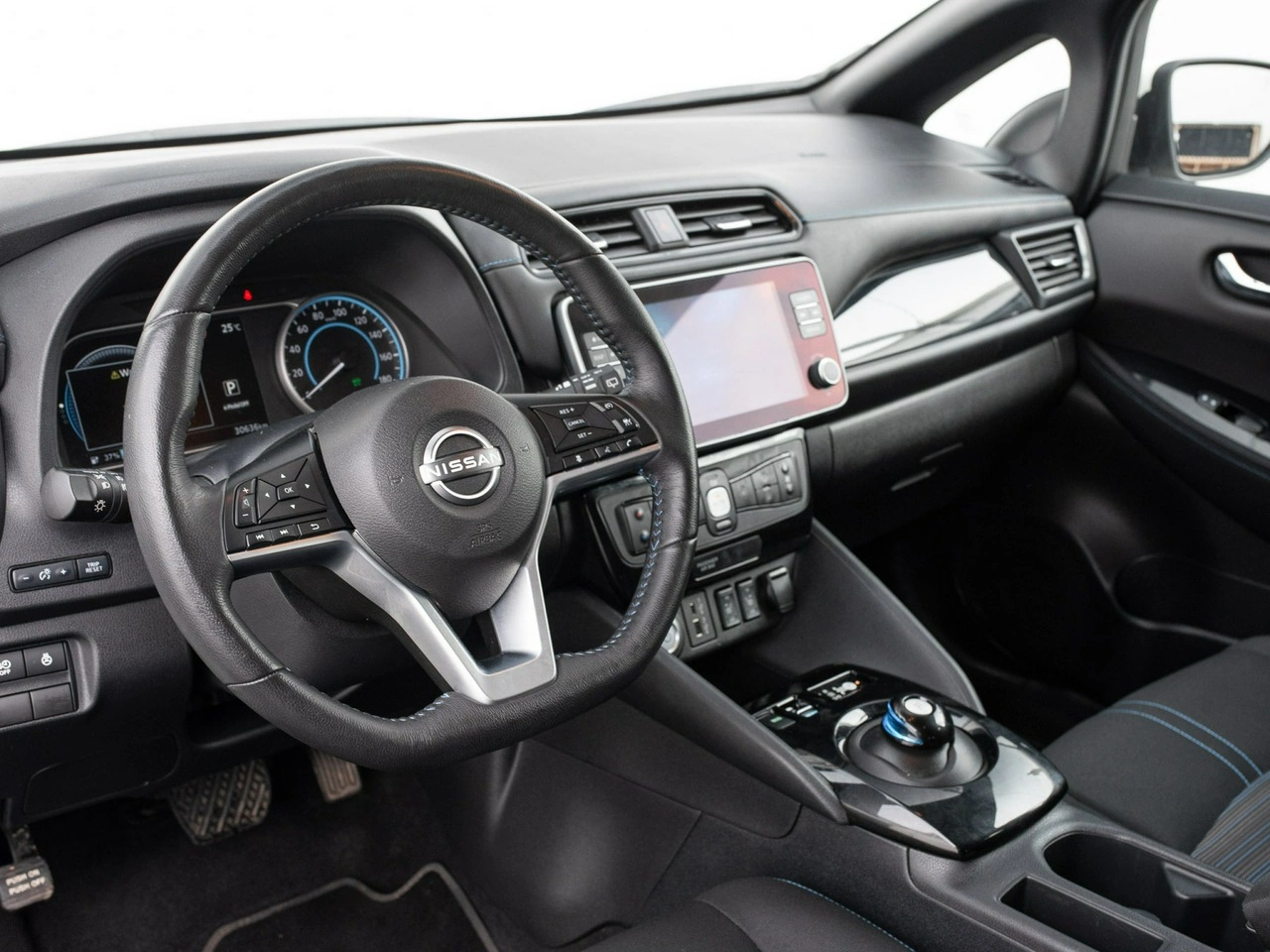 Nissan Leaf - Zdjęcie 6