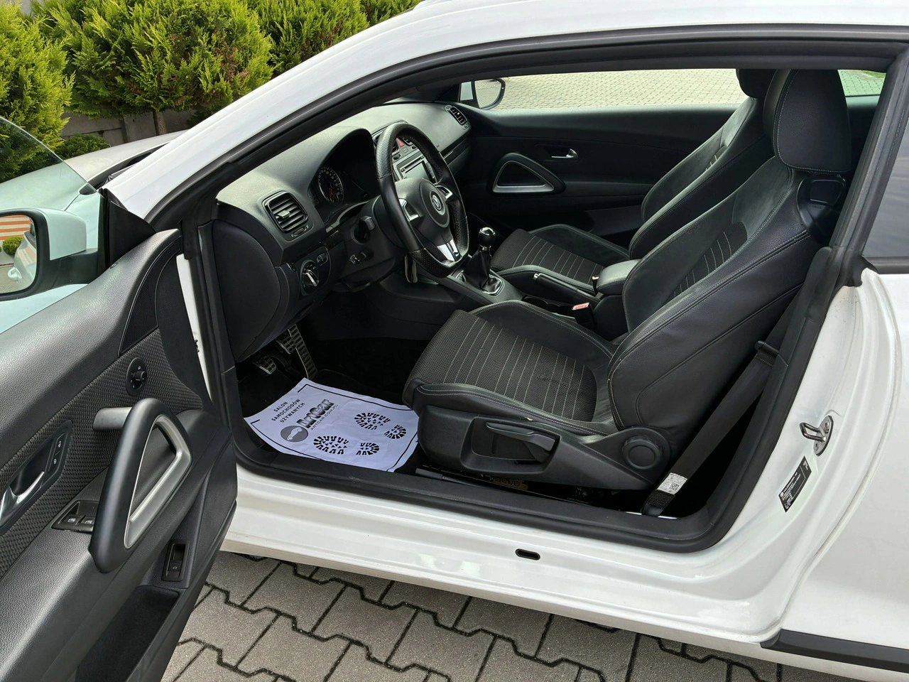 Volkswagen Scirocco - Zdjęcie 20