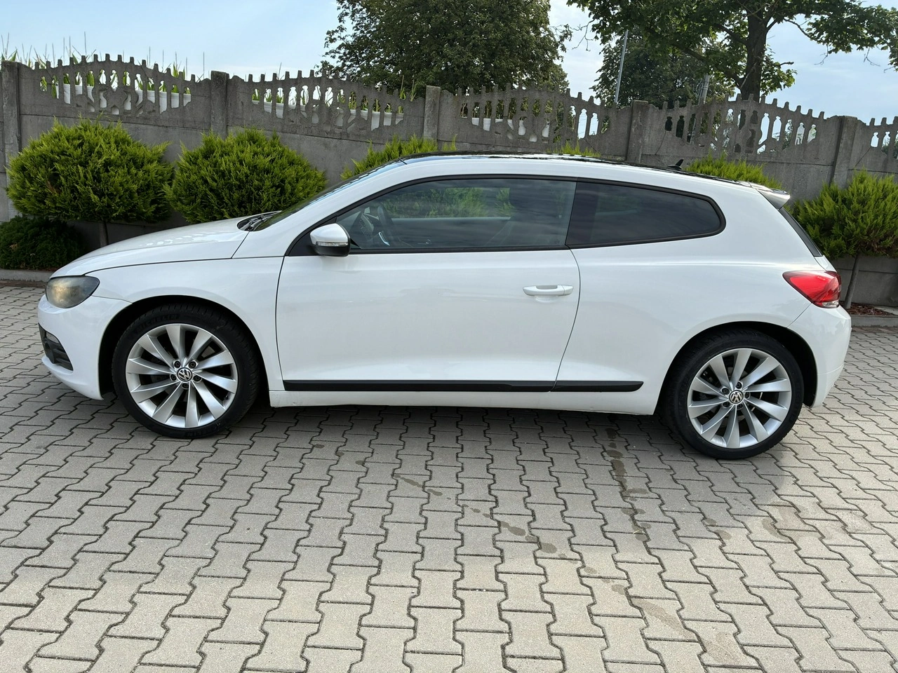 Volkswagen Scirocco - Zdjęcie 4