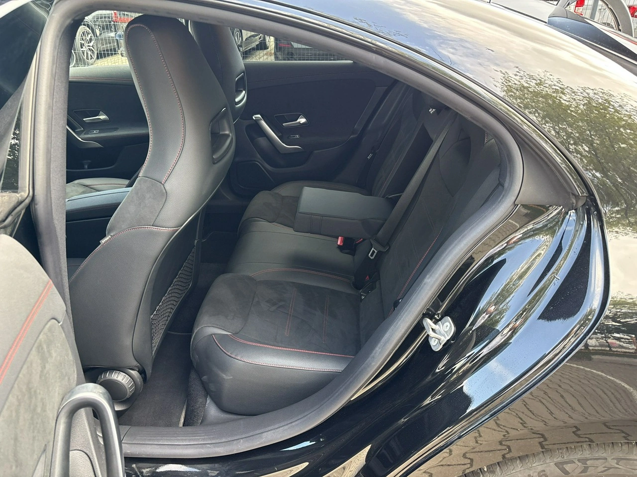 Mercedes CLA 200 - Zdjęcie 18