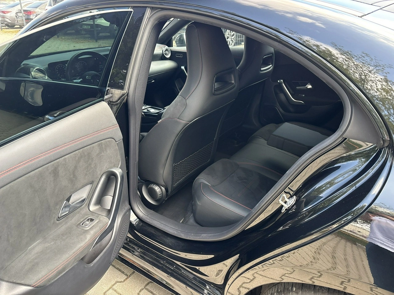 Mercedes CLA 200 - Zdjęcie 19