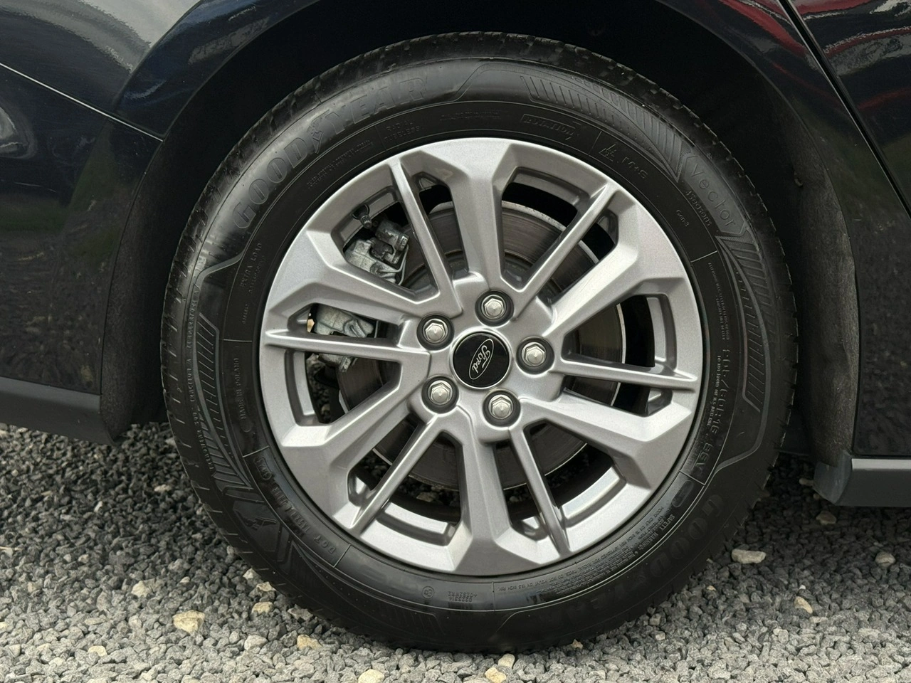 Ford Focus - Zdjęcie 34