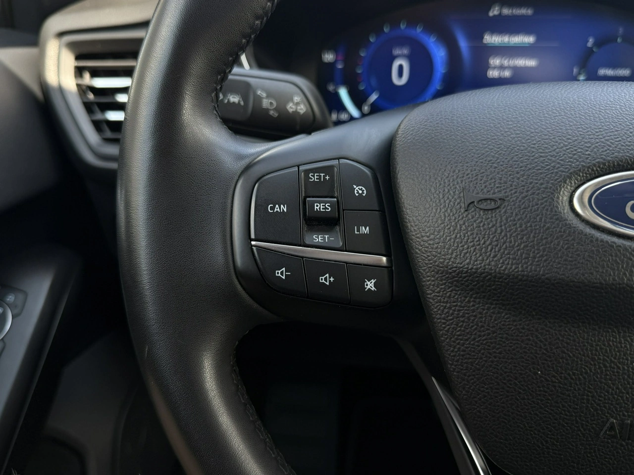 Ford Focus - Zdjęcie 16