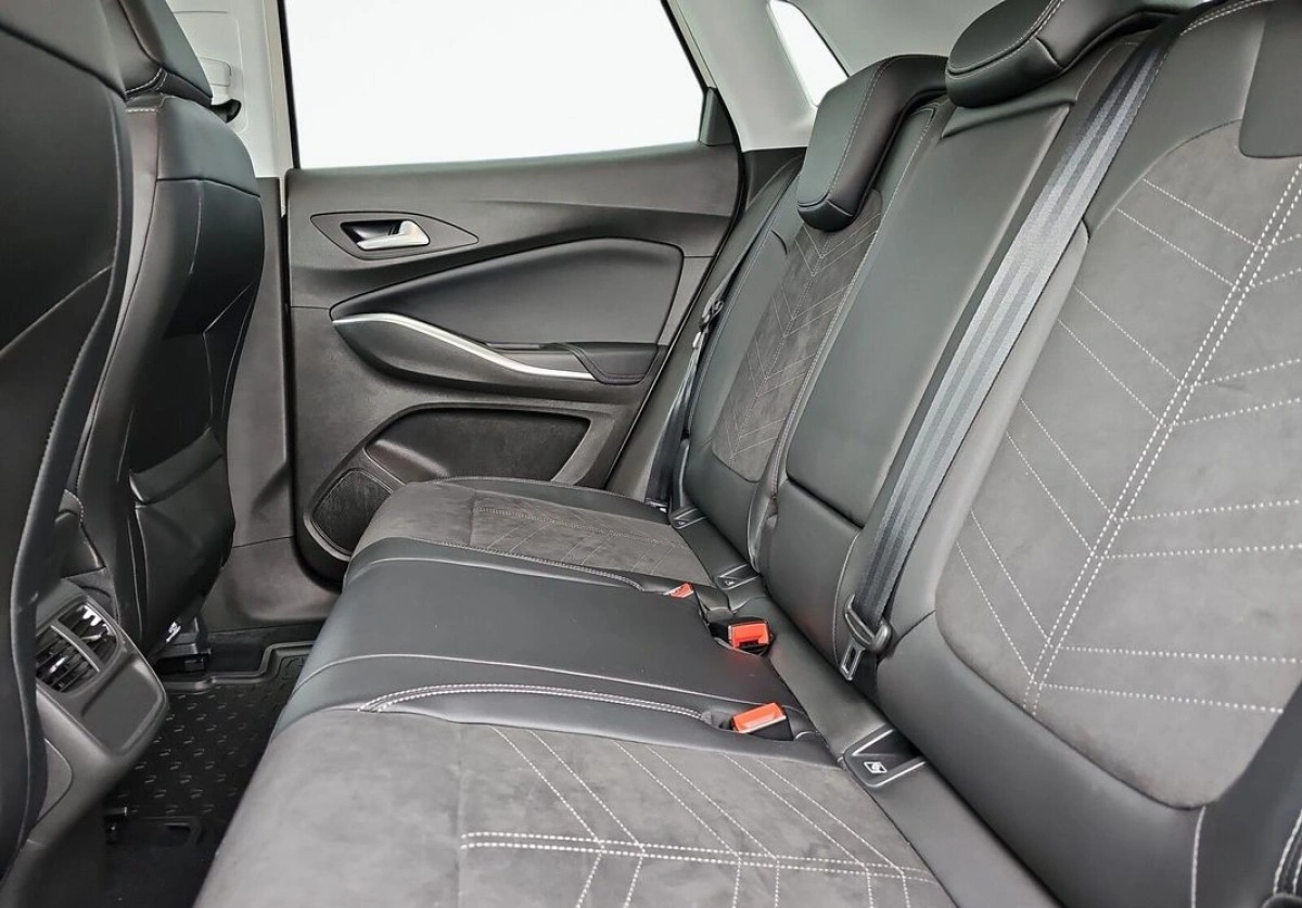 Opel Grandland - Zdjęcie 11