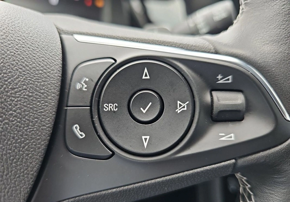 Opel Grandland - Zdjęcie 16