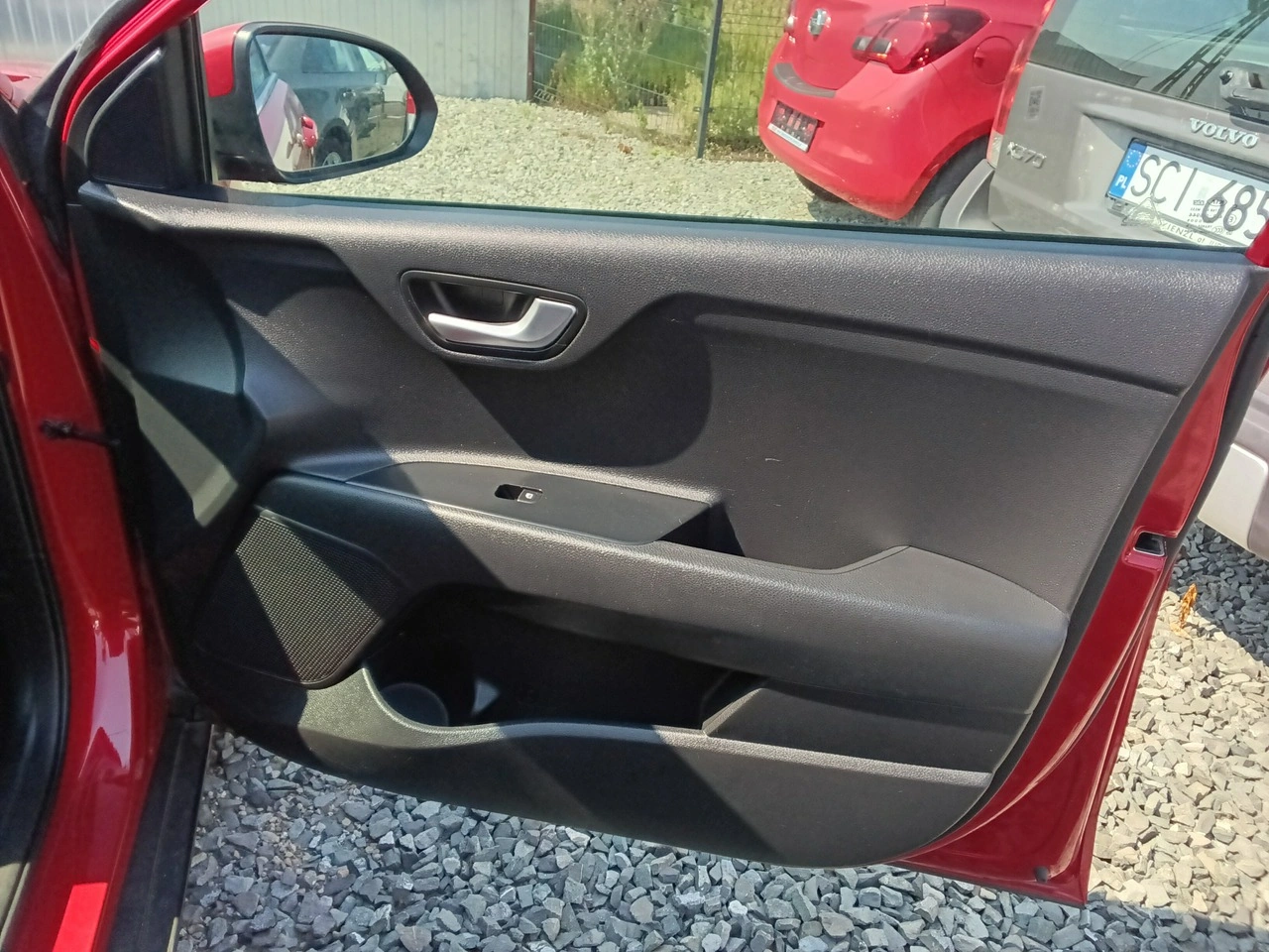 Kia Stonic - Zdjęcie 28