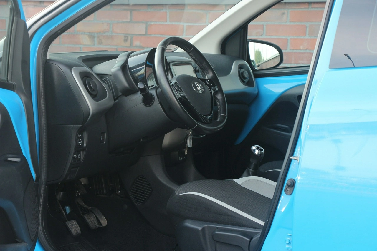 Toyota Aygo - Zdjęcie 12