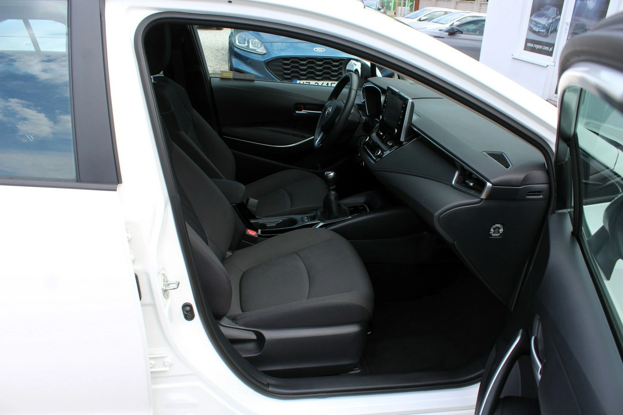 Toyota Corolla - Zdjęcie 11