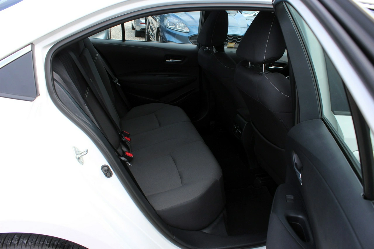 Toyota Corolla - Zdjęcie 12