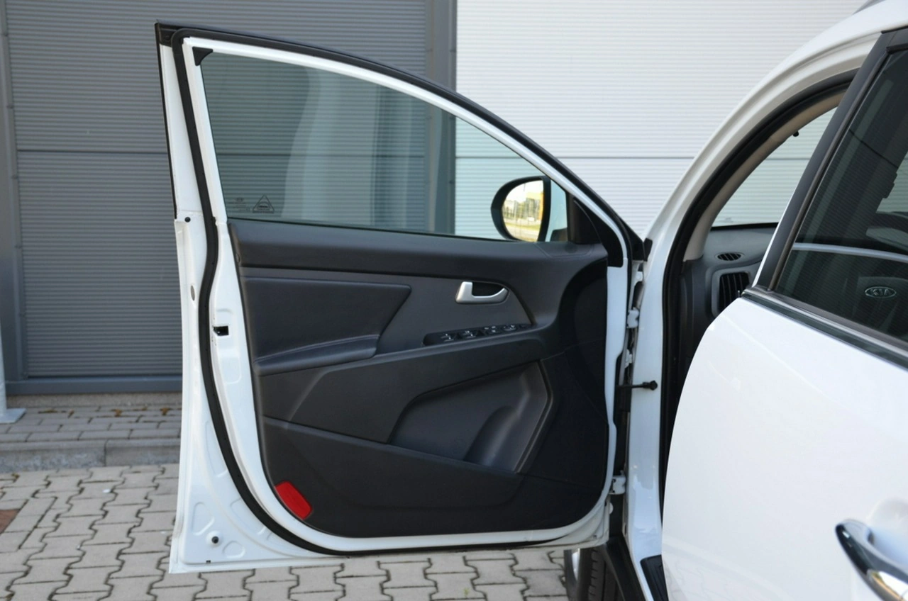 Kia Sportage - Zdjęcie 17