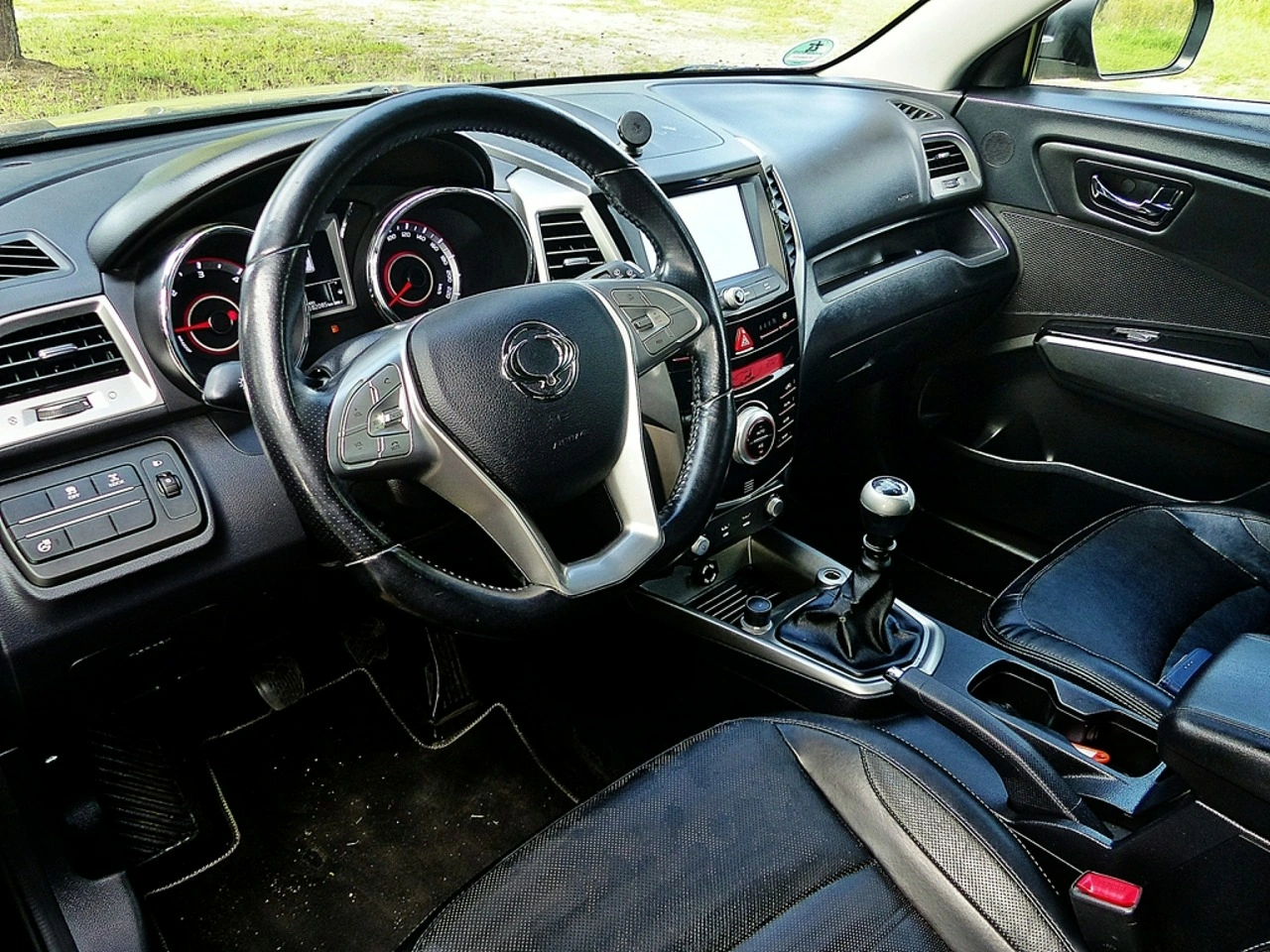 SsangYong/KGM Tivoli - Zdjęcie 18