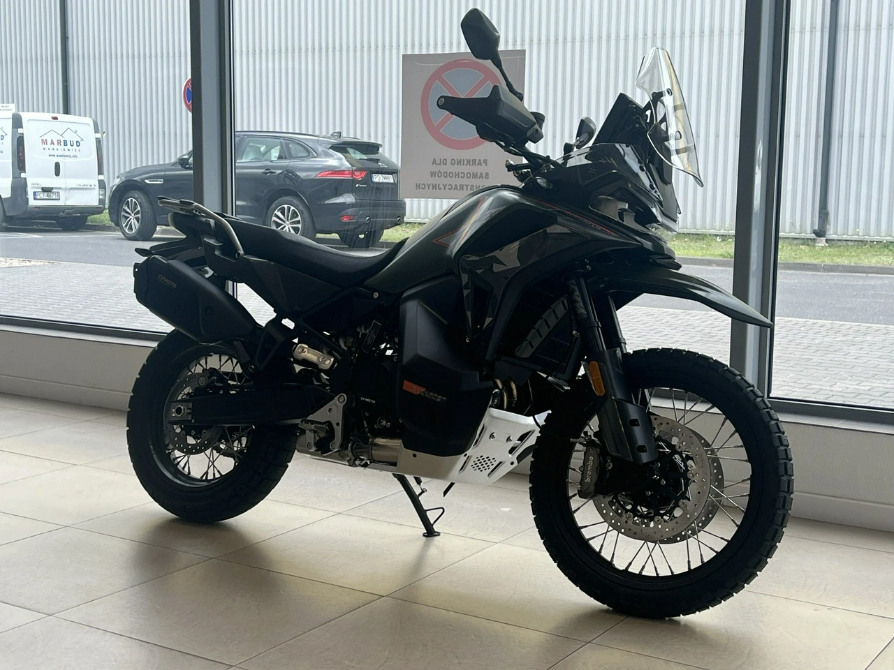 CF Moto MT-X - Główne zdjęcie