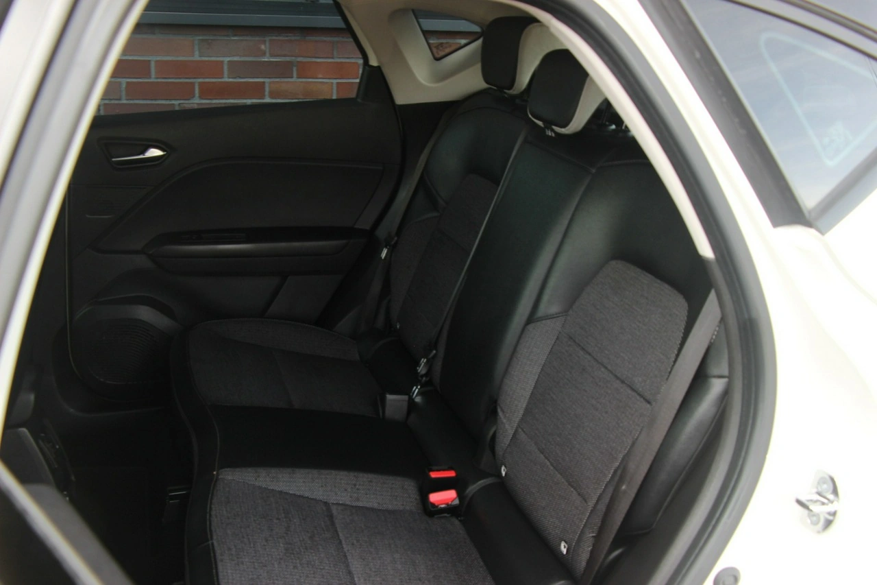 Renault Captur - Zdjęcie 10