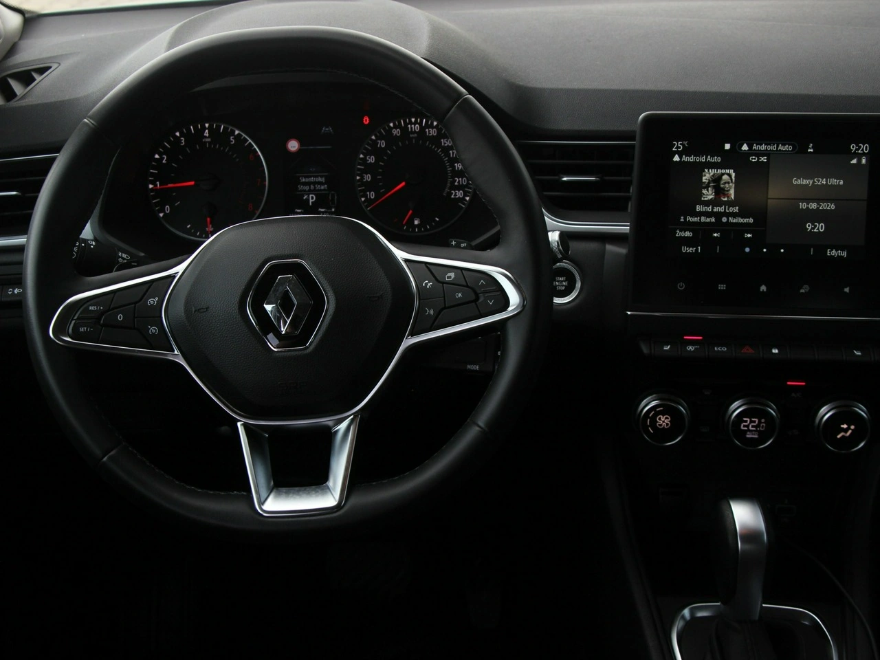Renault Captur - Zdjęcie 19
