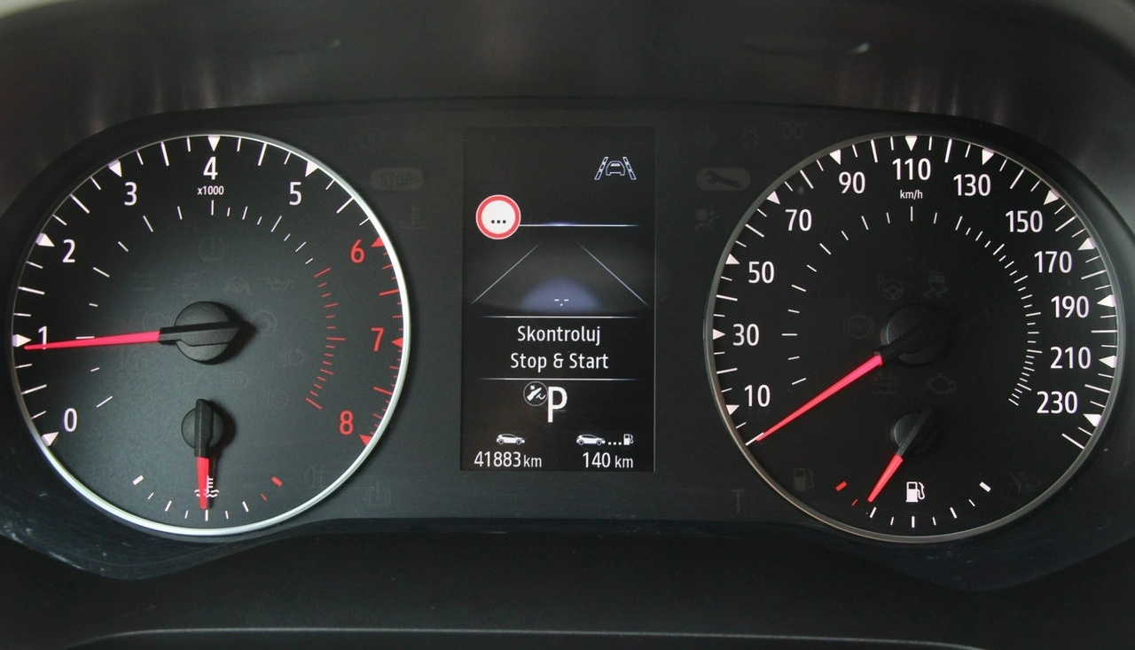 Renault Captur - Zdjęcie 21