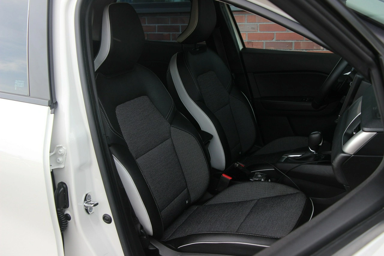 Renault Captur - Zdjęcie 42