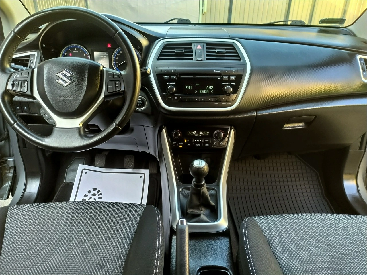 Suzuki SX4 S-Cross - Zdjęcie 15