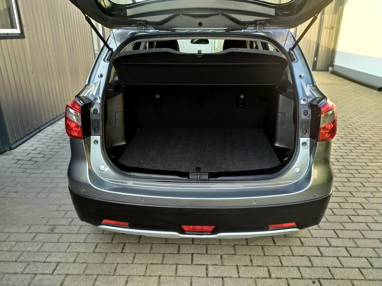 Suzuki SX4 S-Cross - Zdjęcie 18