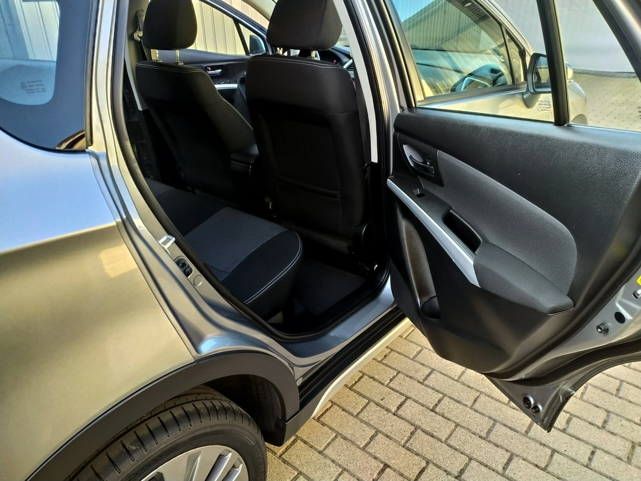 Suzuki SX4 S-Cross - Zdjęcie 19