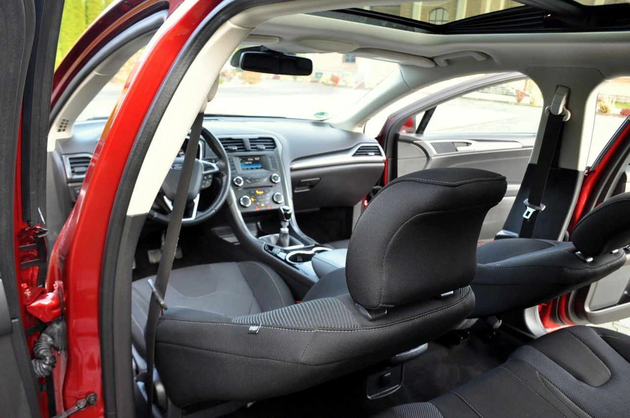 Ford Mondeo - Zdjęcie 26