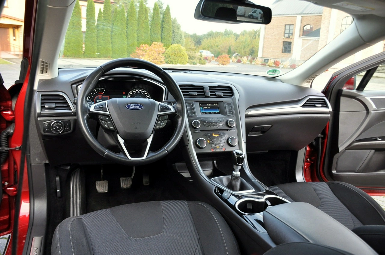 Ford Mondeo - Zdjęcie 27