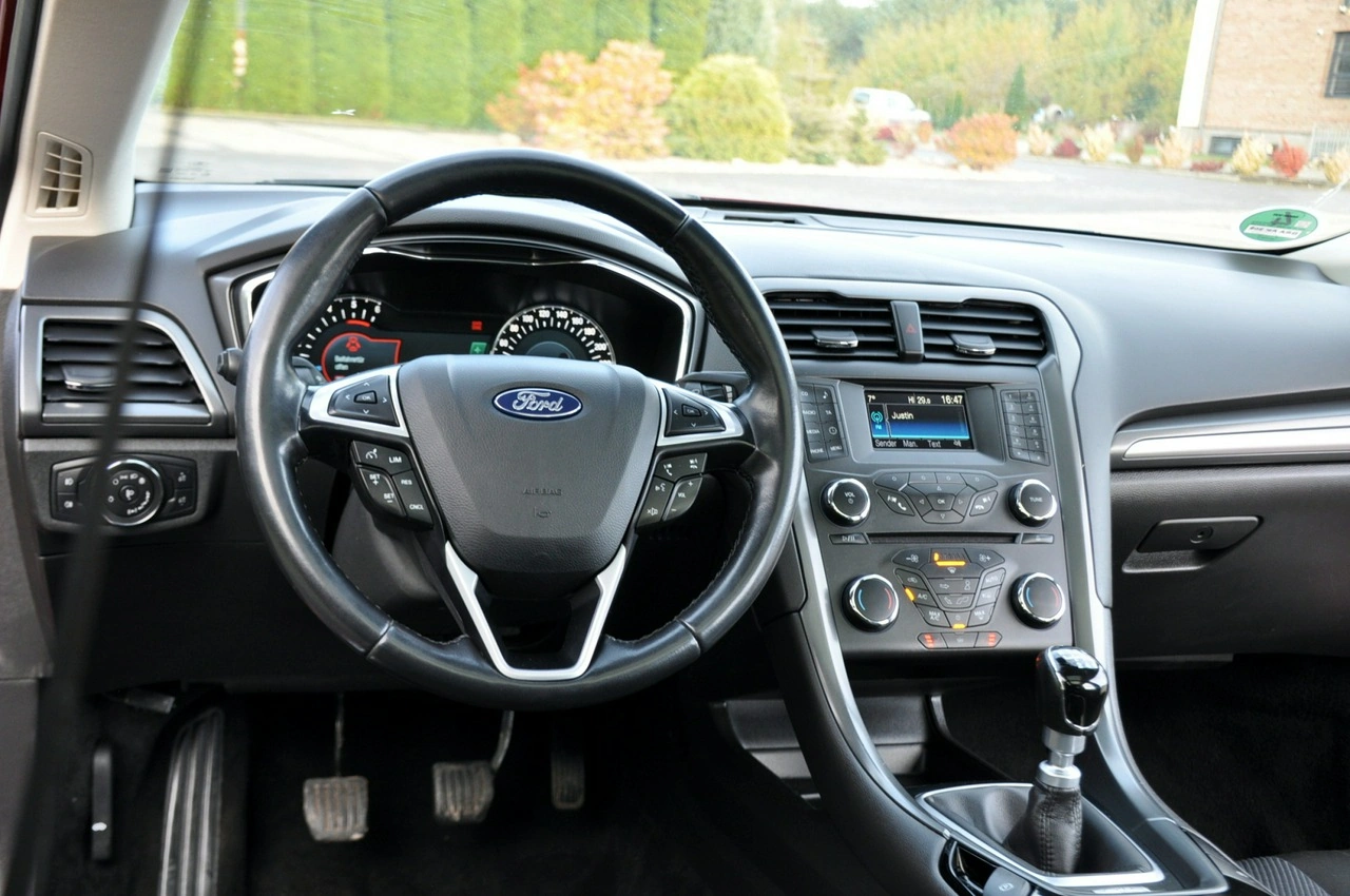 Ford Mondeo - Zdjęcie 28