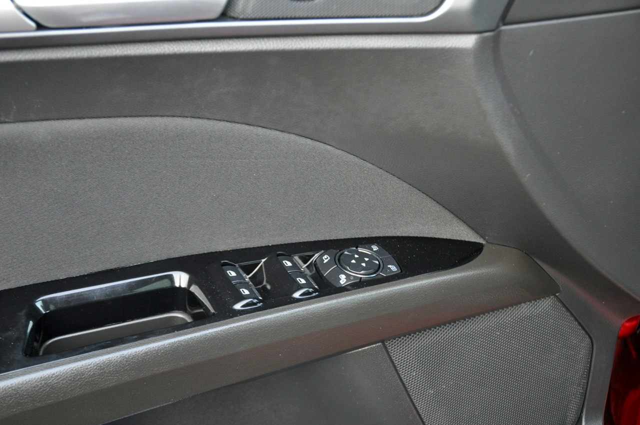 Ford Mondeo - Zdjęcie 36
