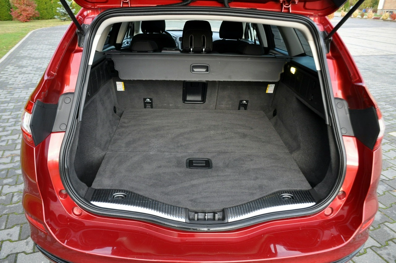 Ford Mondeo - Zdjęcie 37