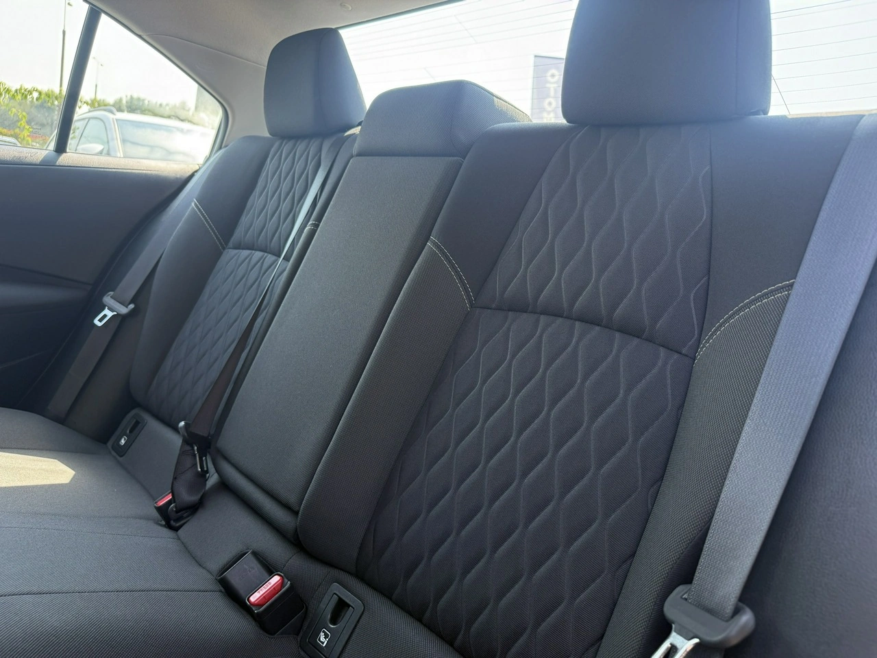 Toyota Corolla - Zdjęcie 30