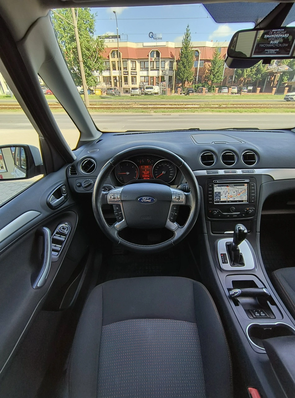 Ford Galaxy - Zdjęcie 28
