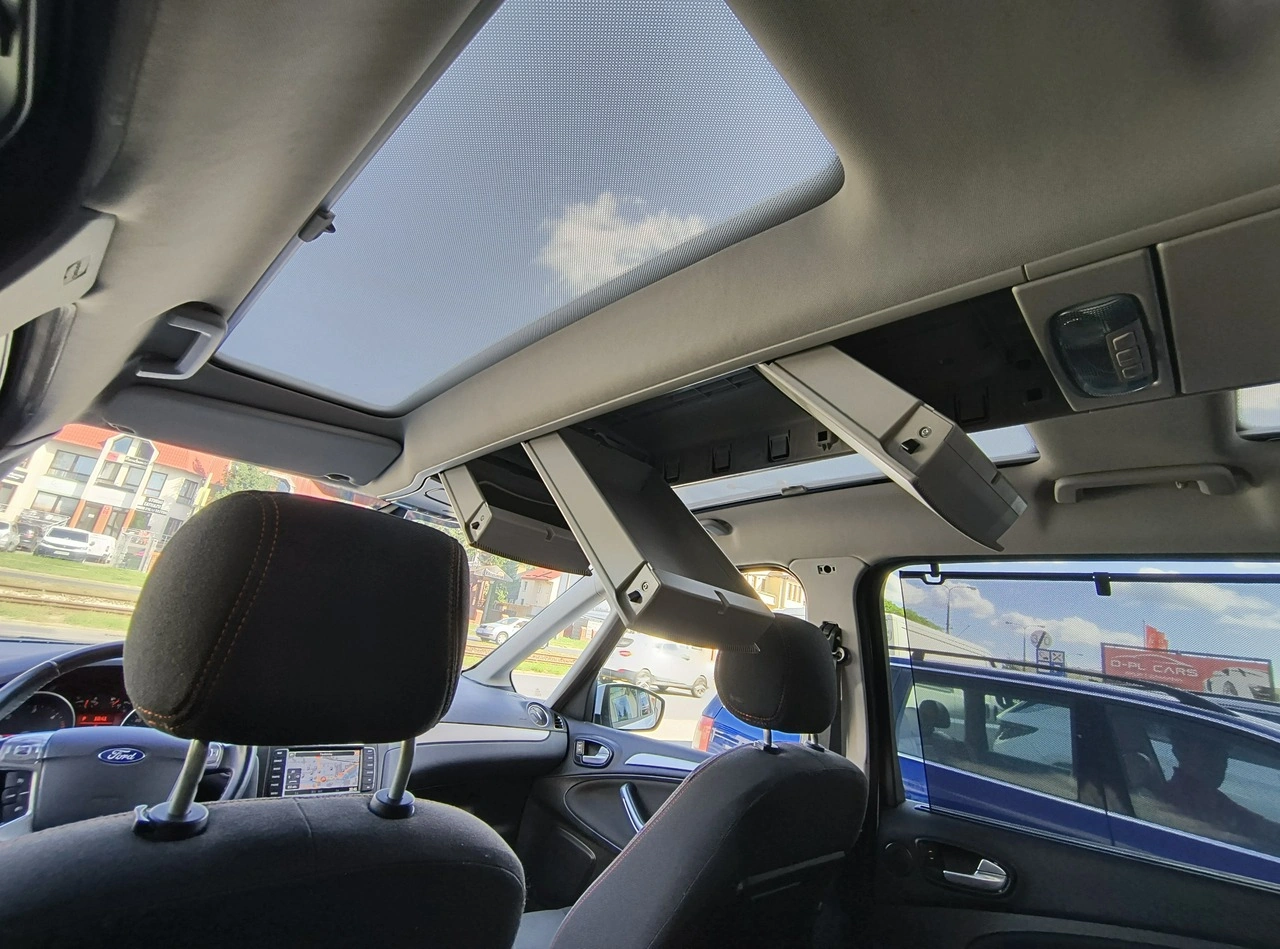 Ford Galaxy - Zdjęcie 31