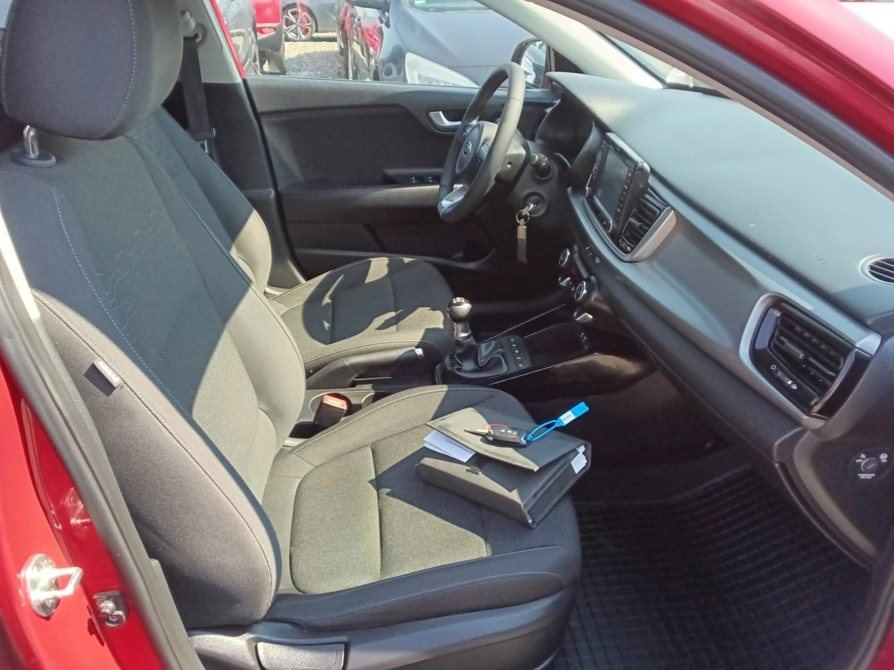 Kia Rio - Zdjęcie 10