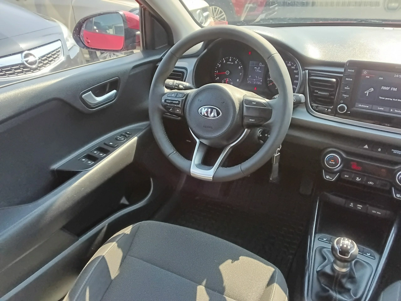 Kia Rio - Zdjęcie 11