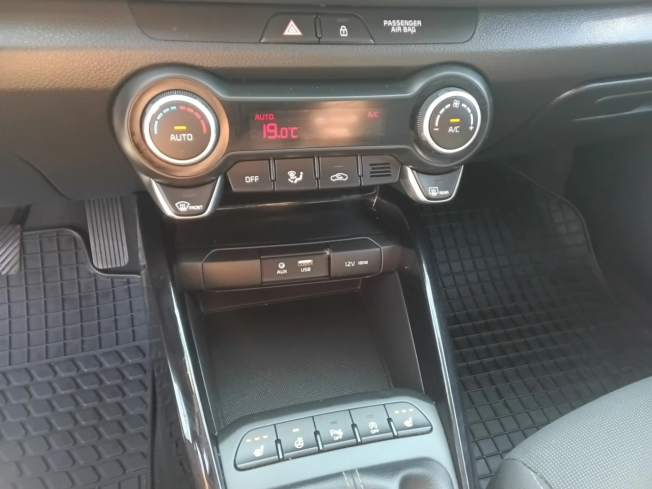 Kia Rio - Zdjęcie 15