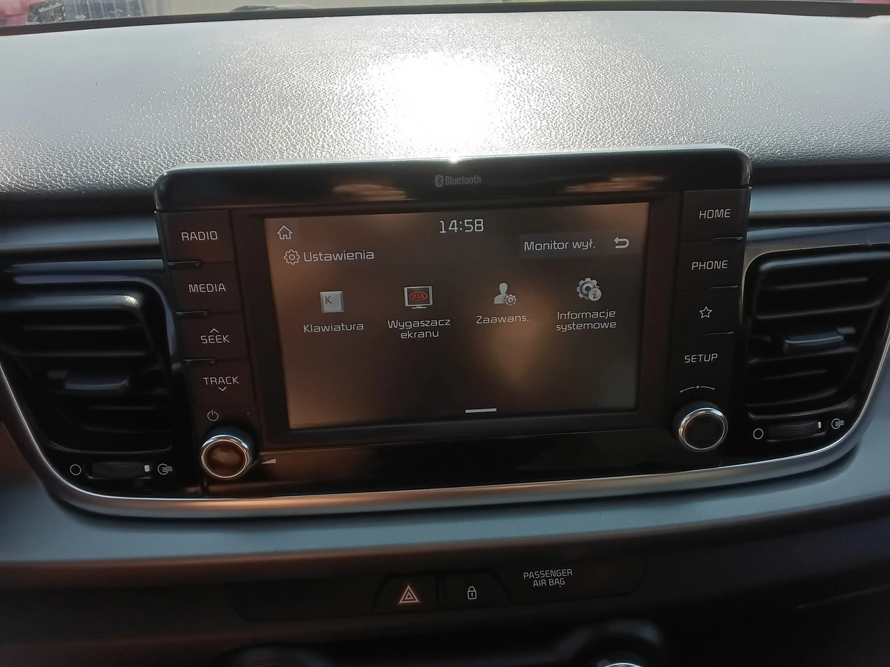 Kia Rio - Zdjęcie 17