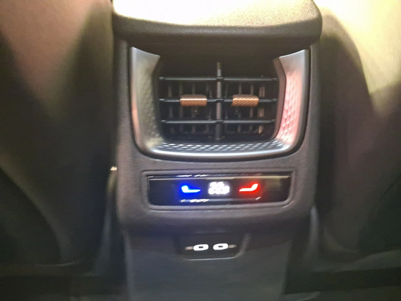Cupra Terramar - Zdjęcie 13