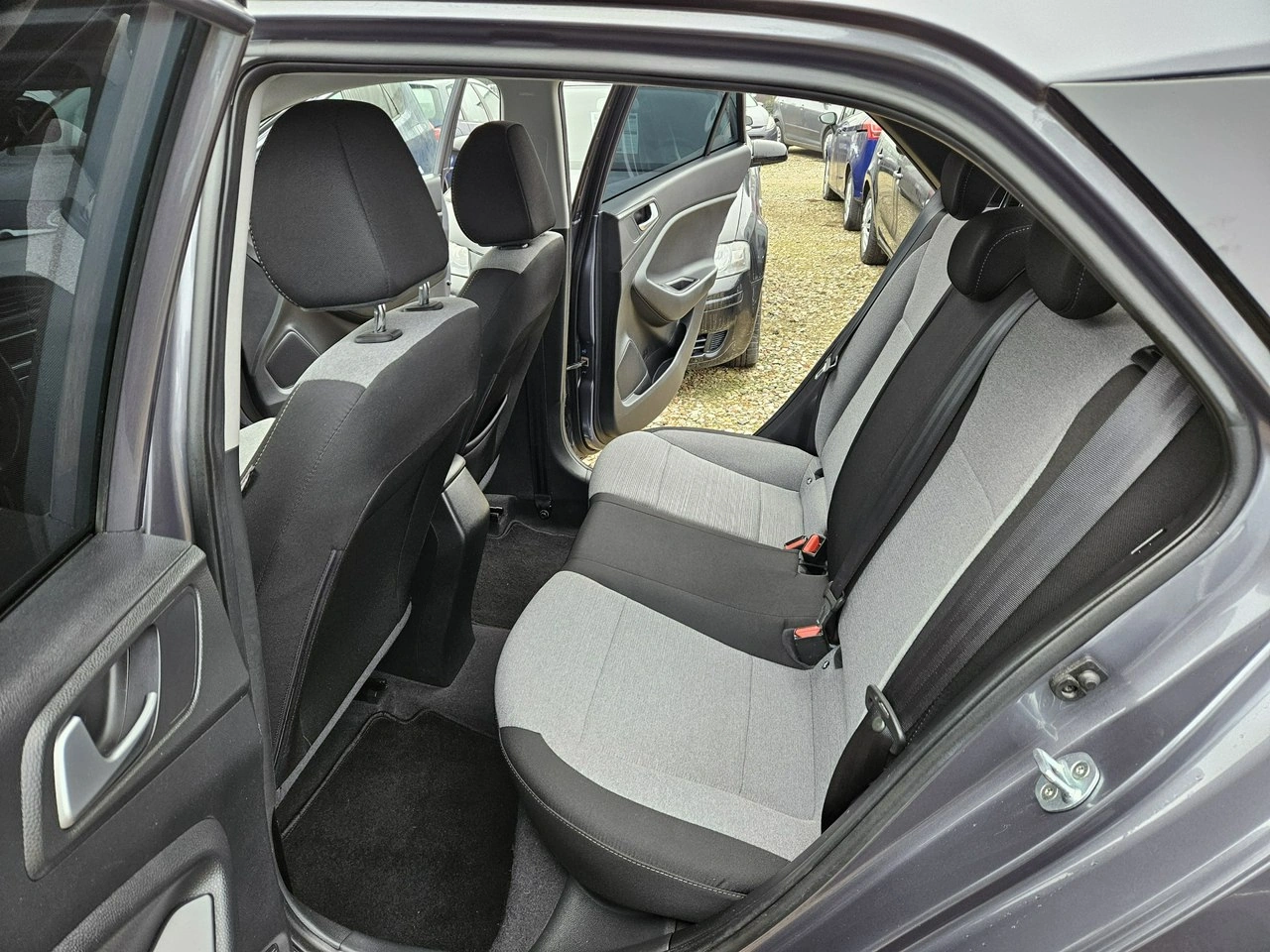 Hyundai i20 - Zdjęcie 8