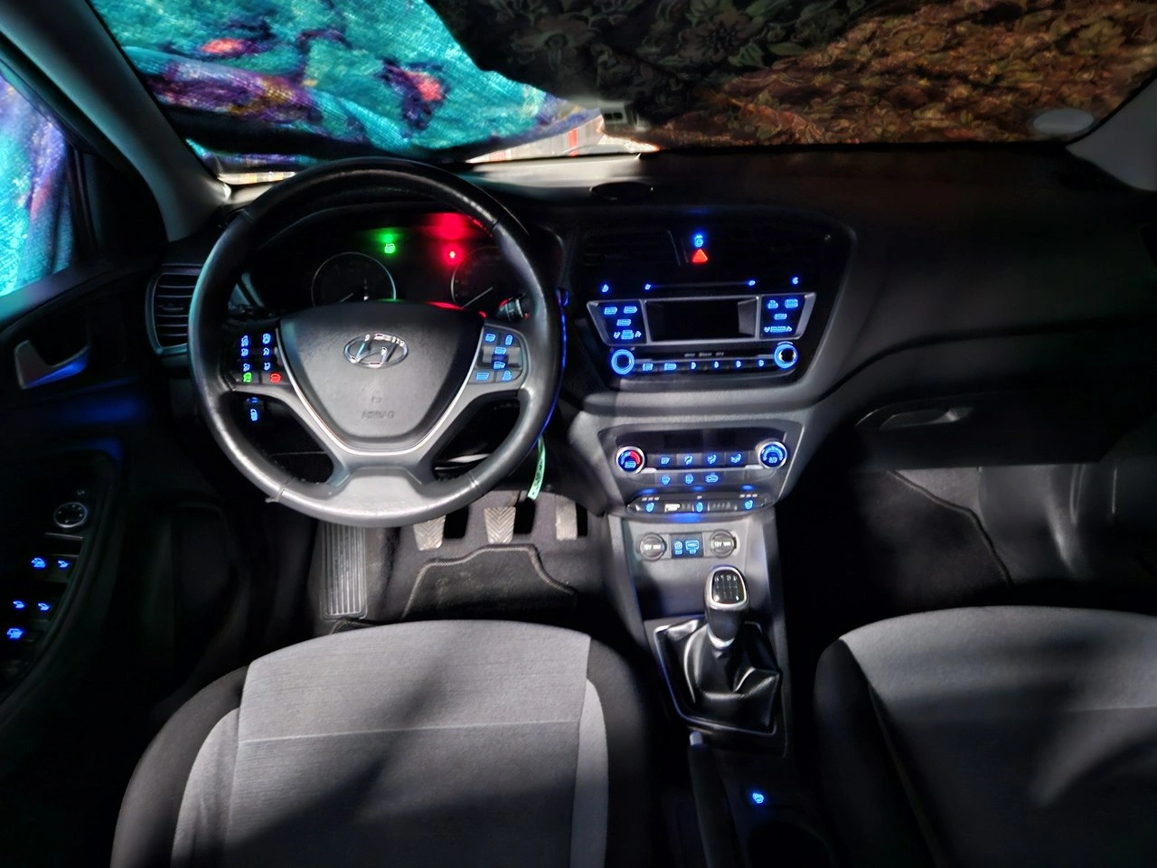 Hyundai i20 - Zdjęcie 19