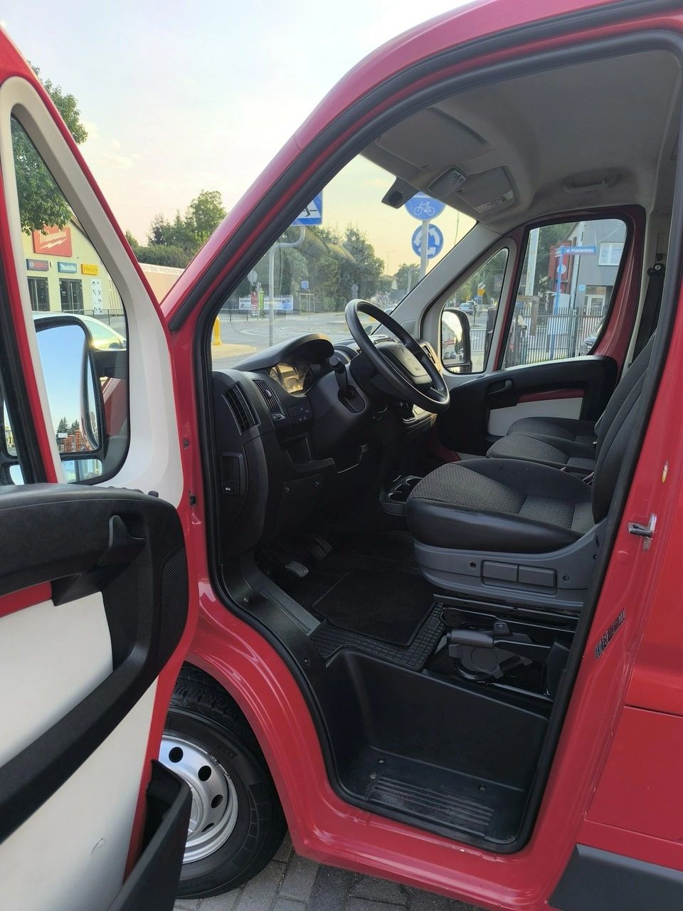 Peugeot Boxer - Zdjęcie 12