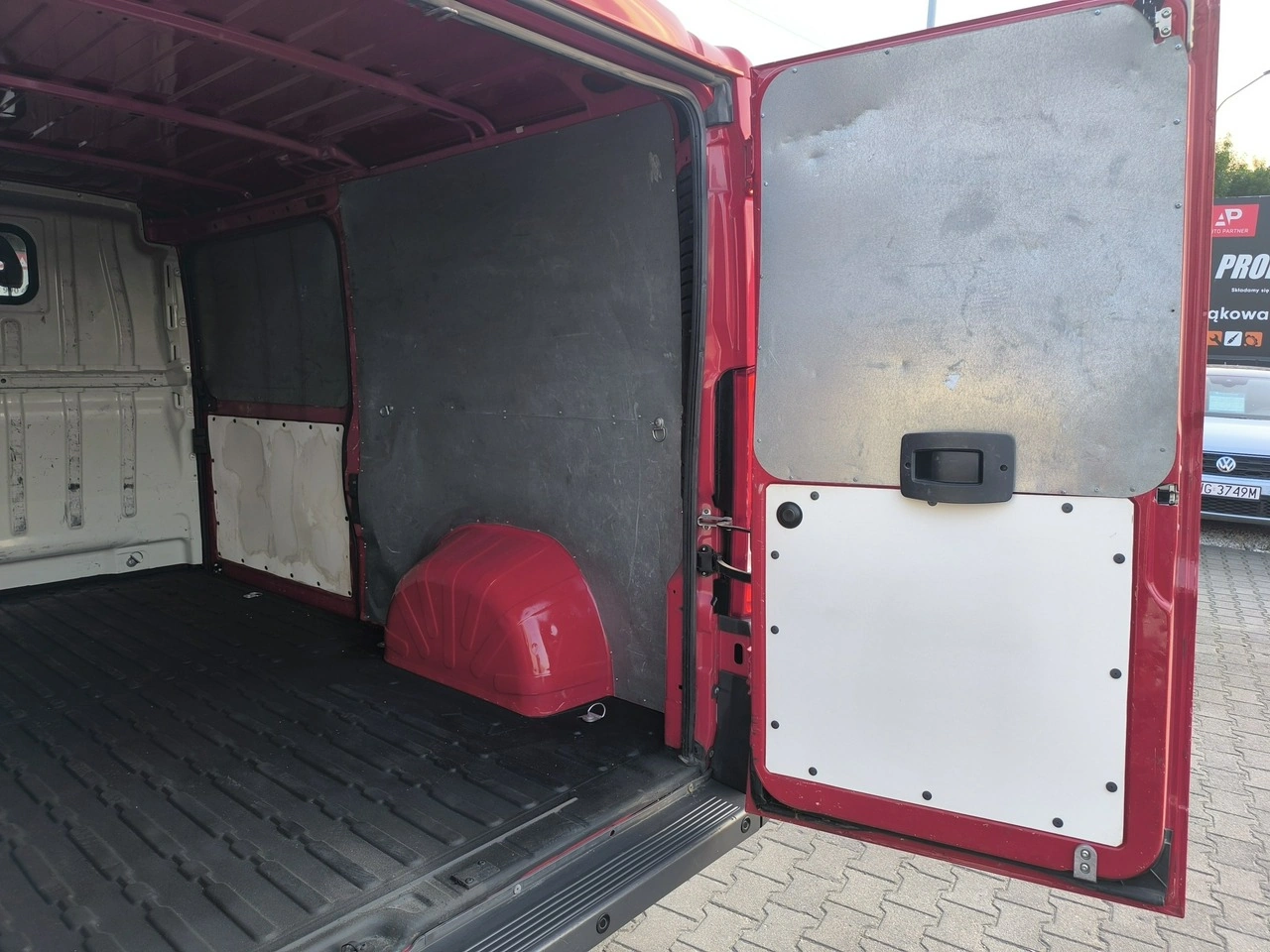 Peugeot Boxer - Zdjęcie 24