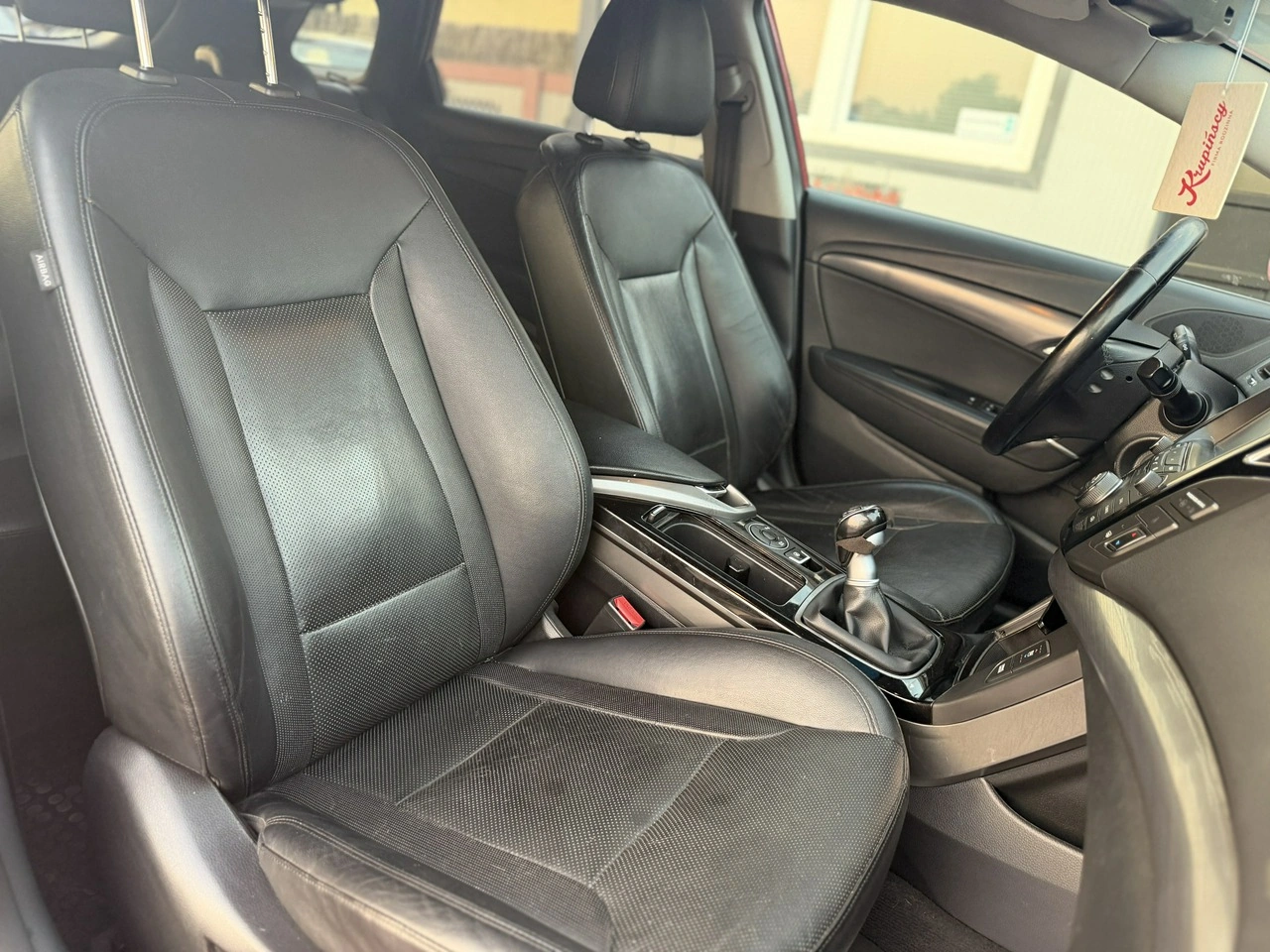 Hyundai i40 - Zdjęcie 28
