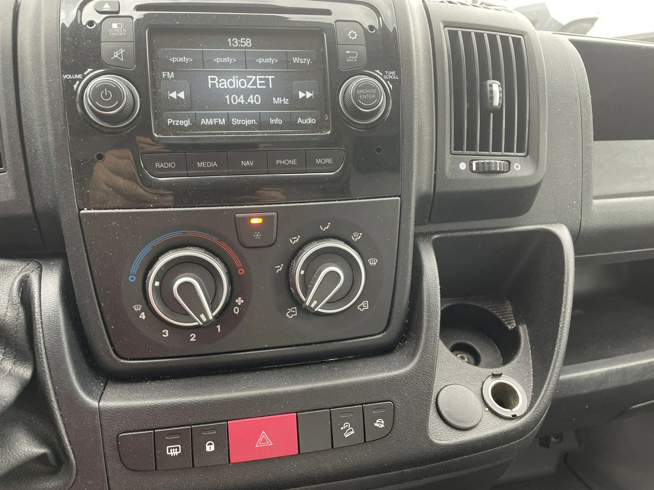 Peugeot Boxer - Zdjęcie 7