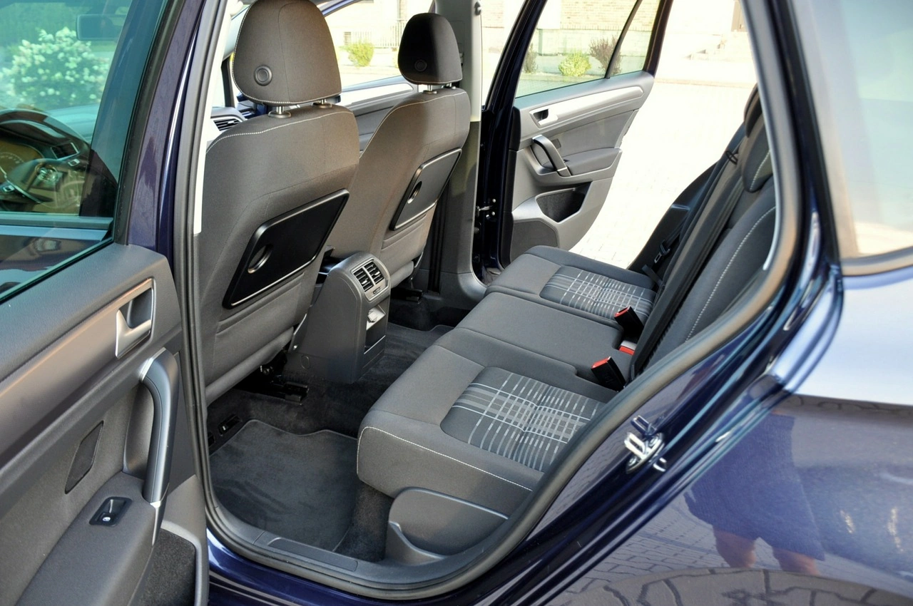 Volkswagen Golf Sportsvan - Zdjęcie 20