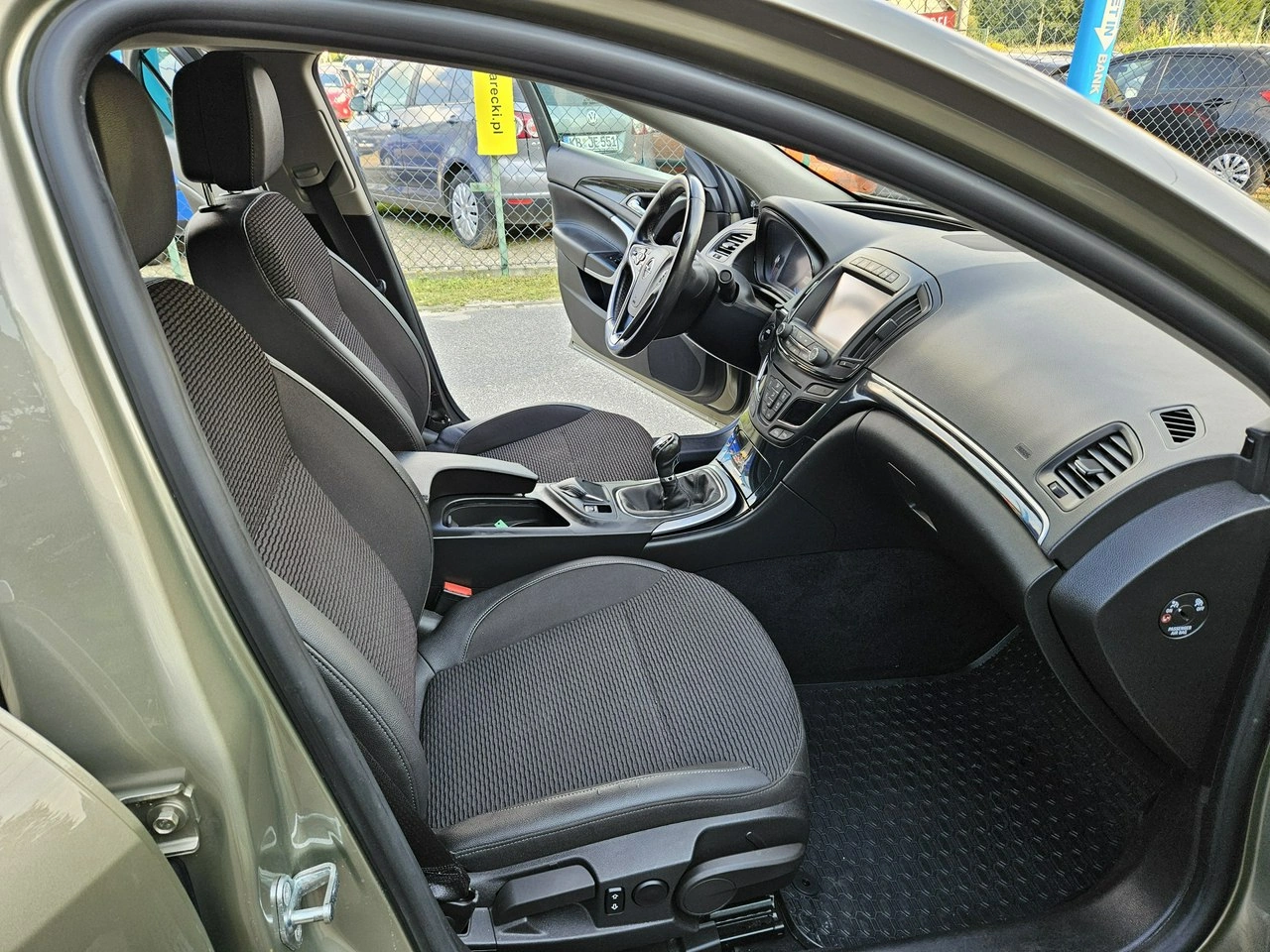 Opel Insignia - Zdjęcie 9