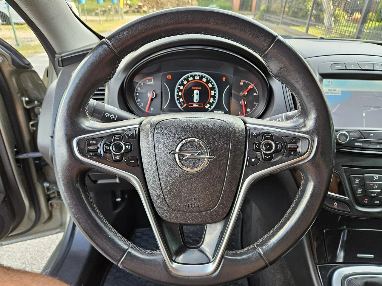Opel Insignia - Zdjęcie 12