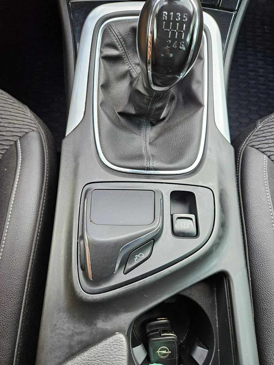 Opel Insignia - Zdjęcie 15