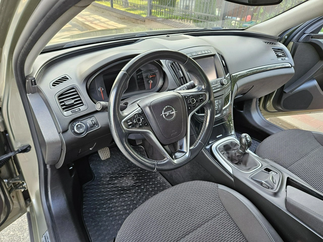 Opel Insignia - Zdjęcie 7