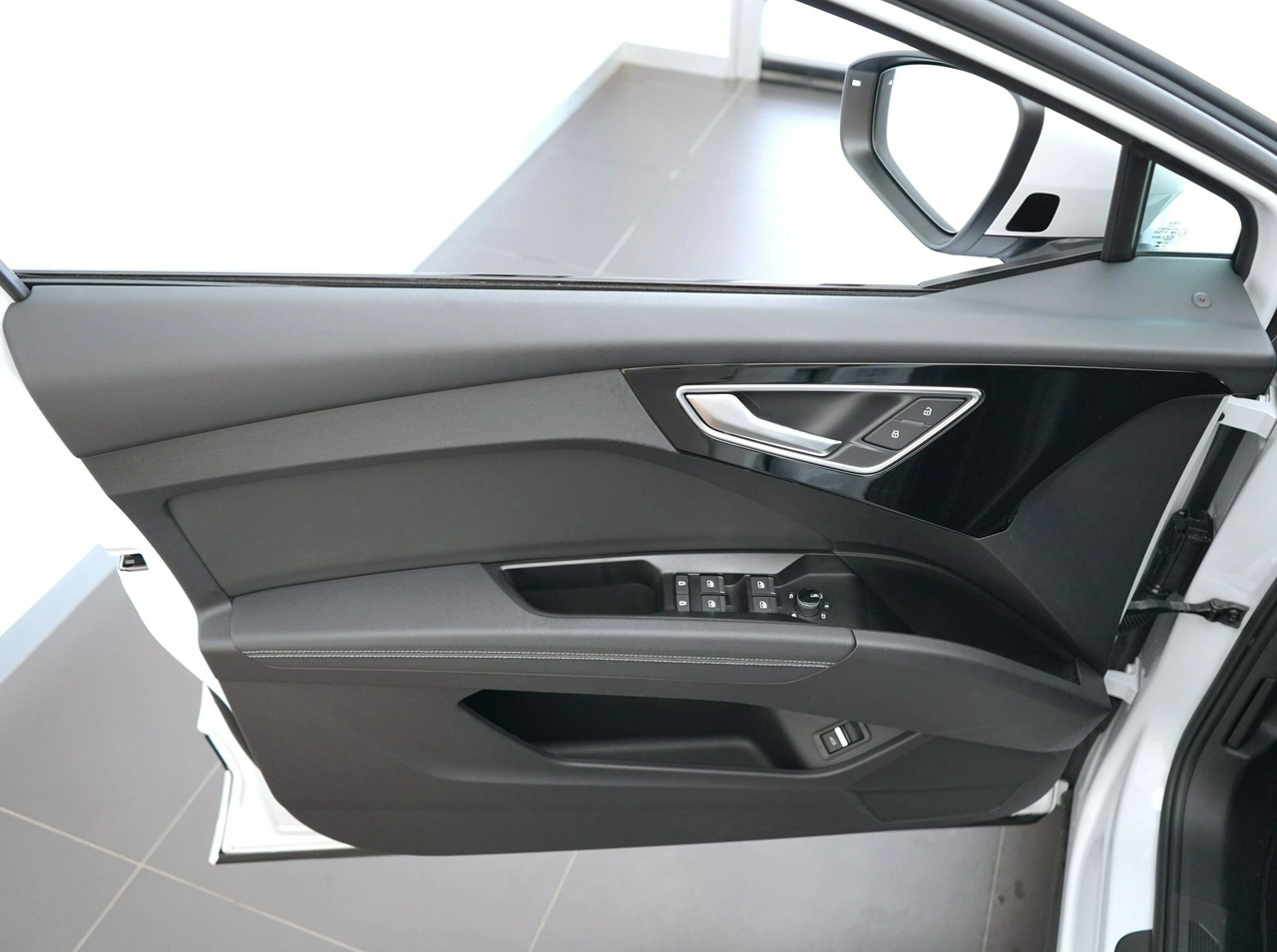 Audi Q4 e-tron - Zdjęcie 10