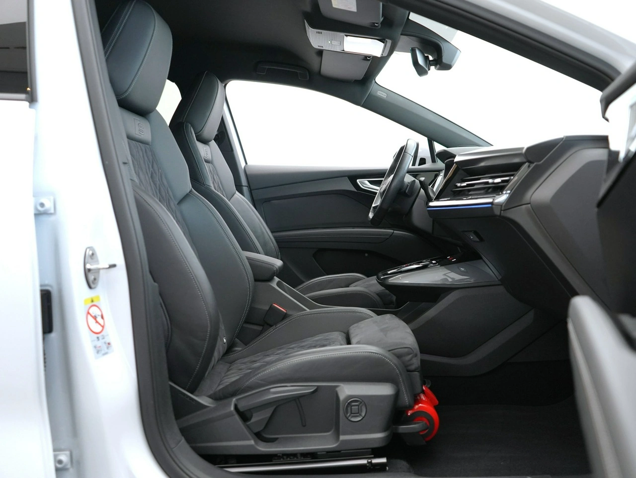 Audi Q4 e-tron - Zdjęcie 26